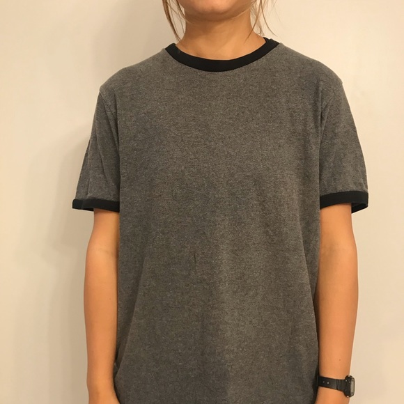 VINTAGE OLD NAVY TEE!! - Picture 2 of 2